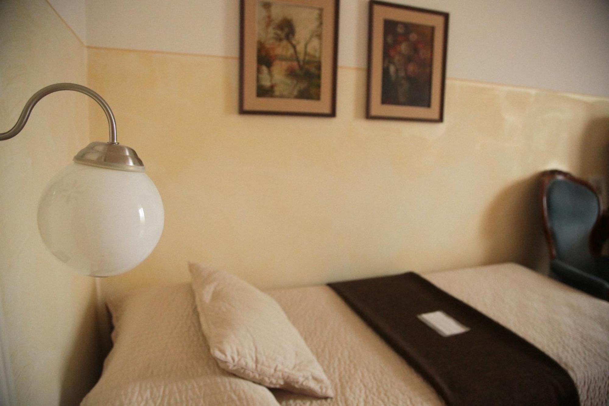 Dreibettzimmer mit eigenem Bad